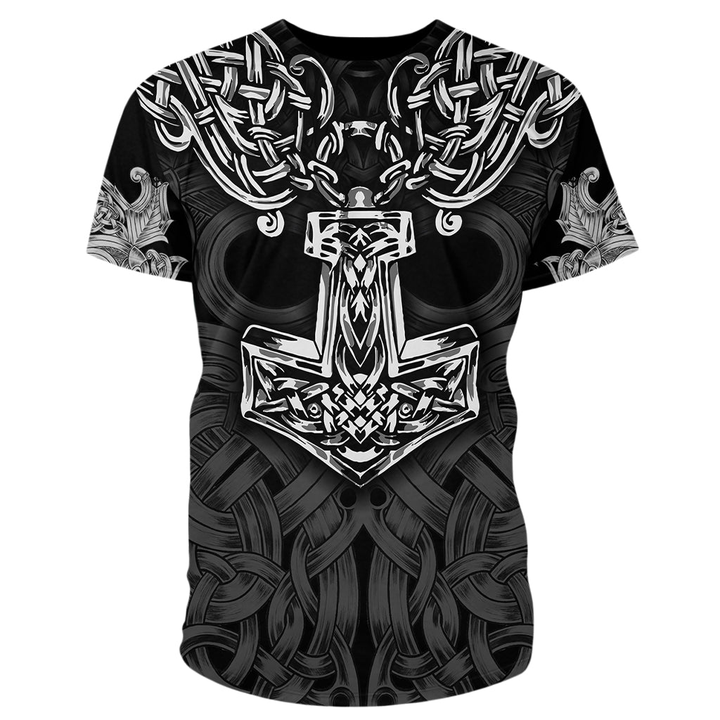 Mörk T-shirt med textiltryck avbildande åskguden Tors hammare