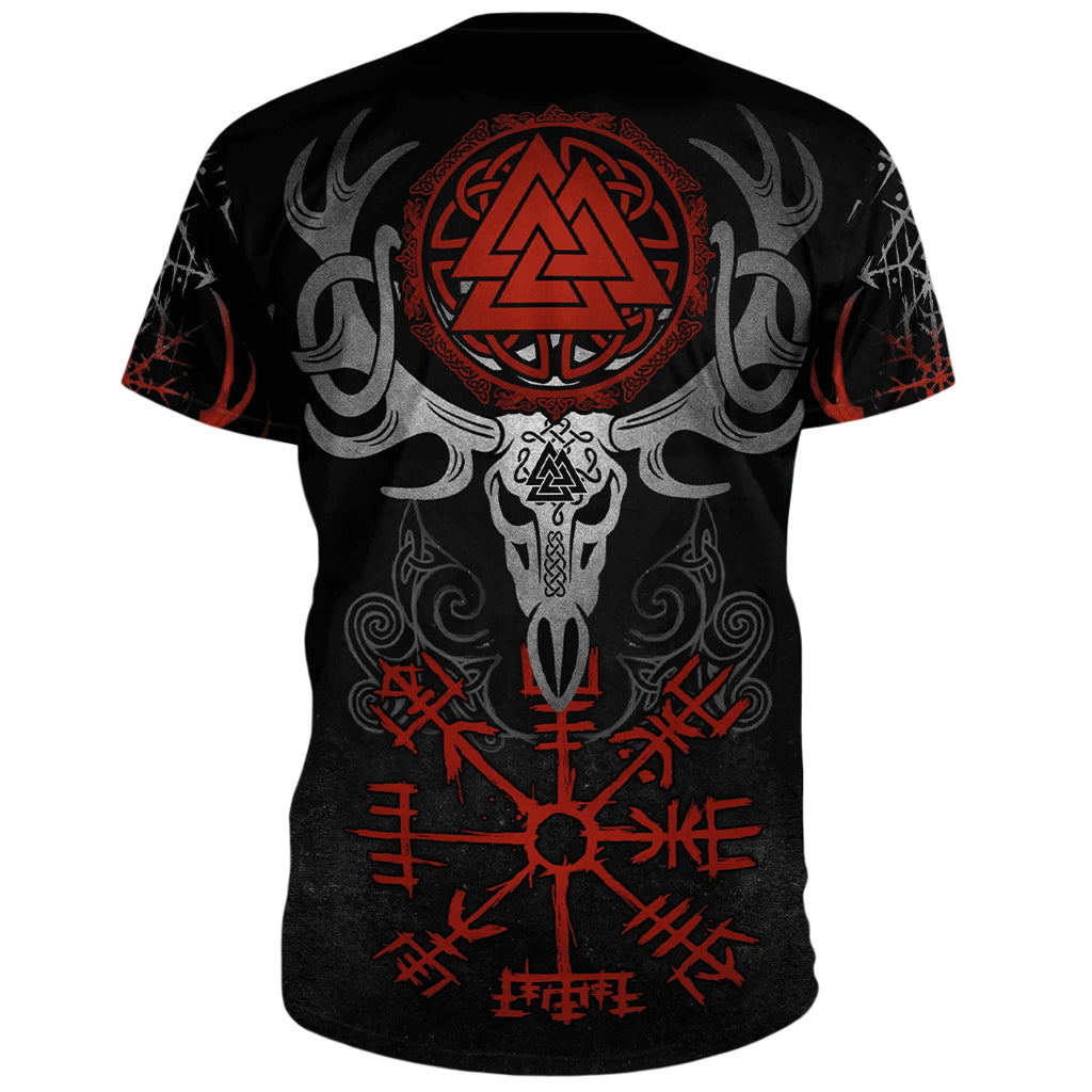Svartfärgad T-shirt med tryck i form av viking symboler över hela plagget