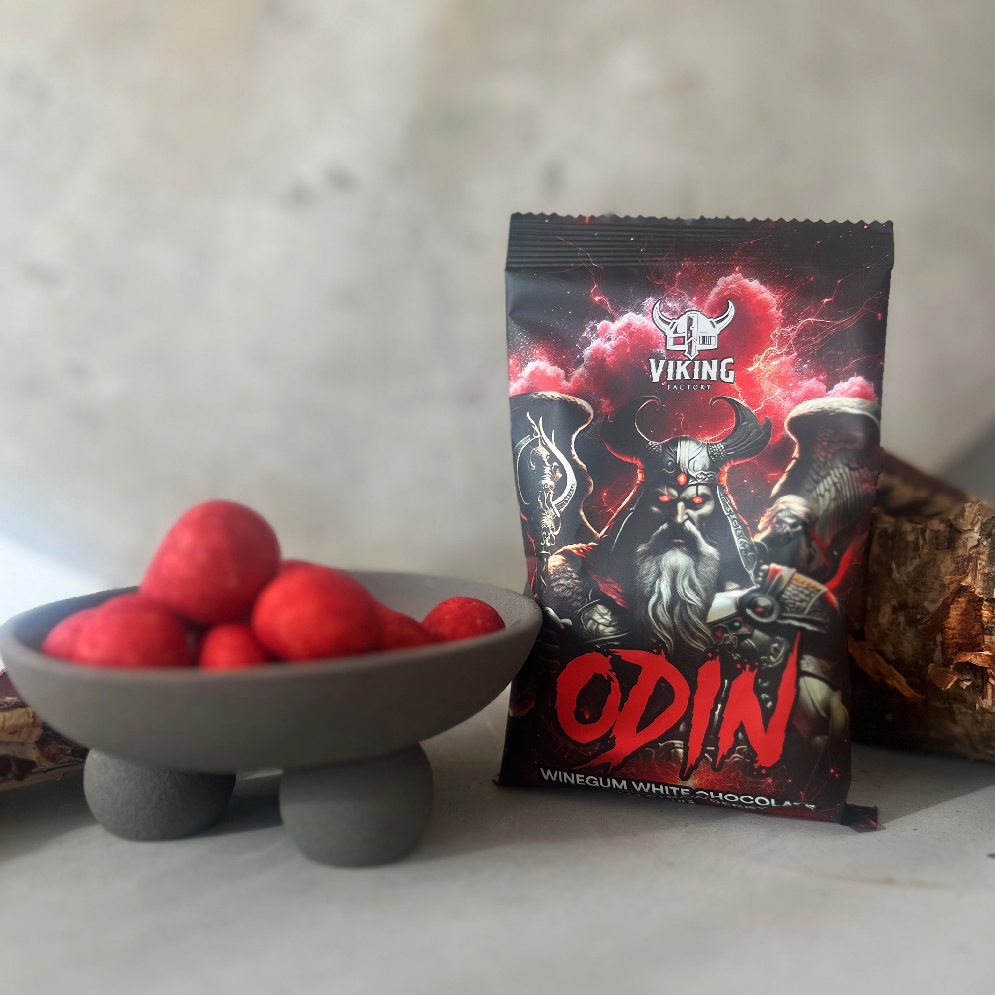 Viking Factory Odin Vingummi – vingummi med vit choklad med smak av chili och jordgubb