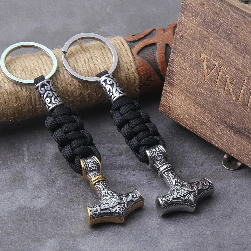 Viking nyckelhänge avbildande verktyget Mjölner från nordisk mytologi