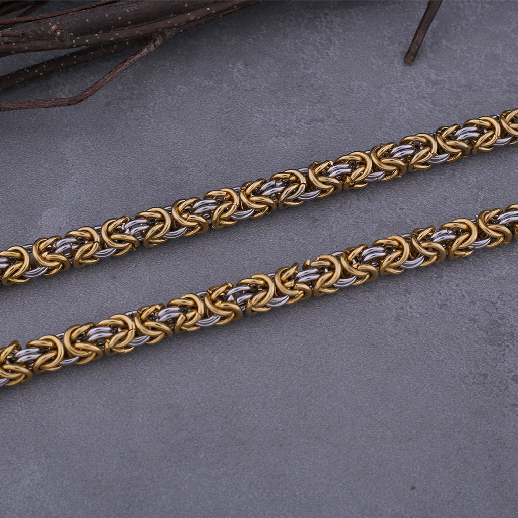 Bysantinsk halskedja med hängsmycke som representerar Mjölner ur den nordiska mytologin