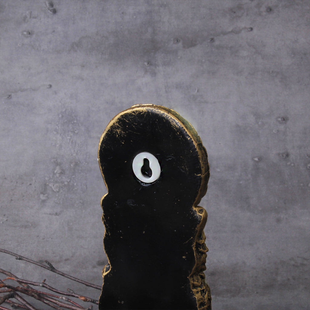 Vikingatida figurin i polyresin med realistisk mässingsfinish