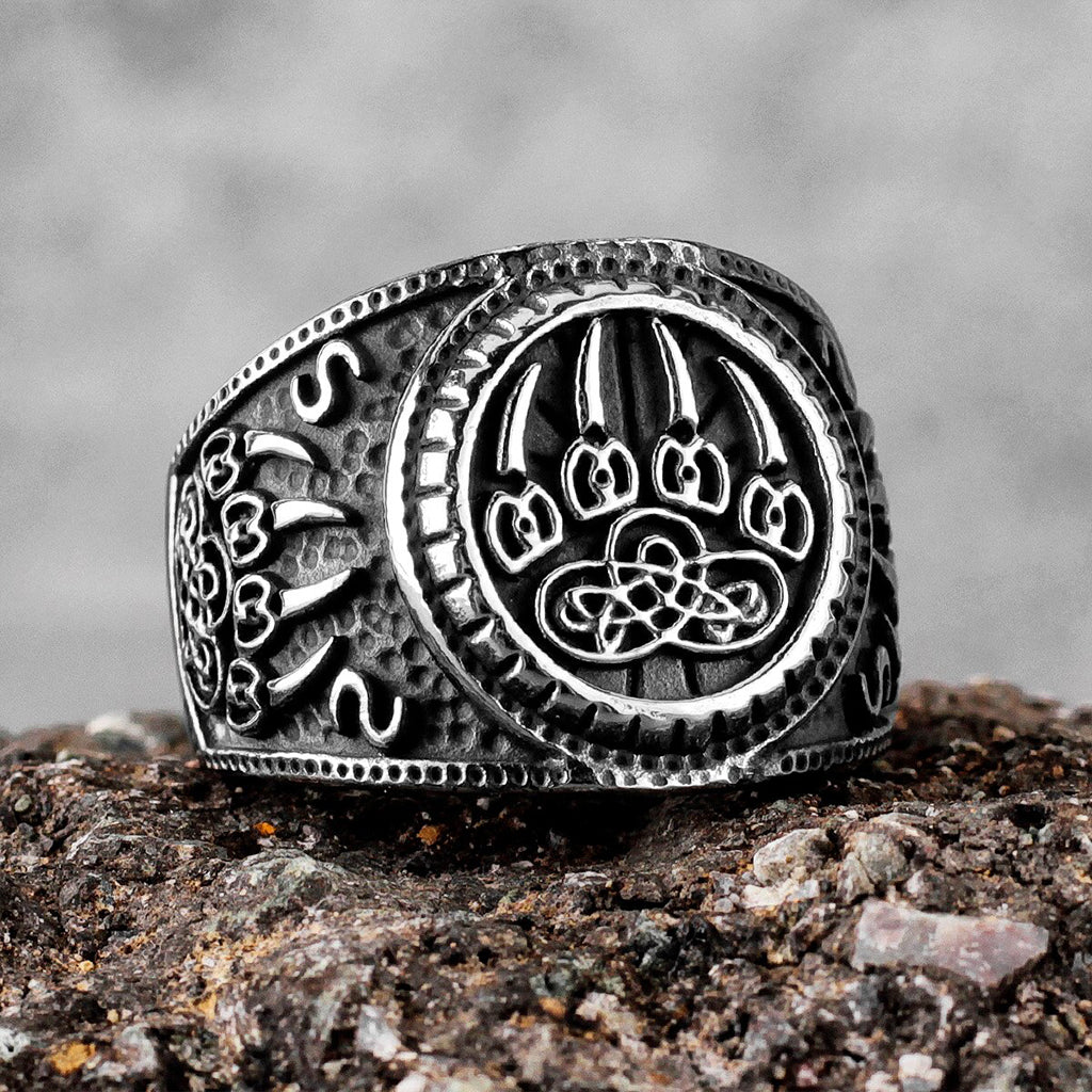 Vikingatida ring för män med björntass