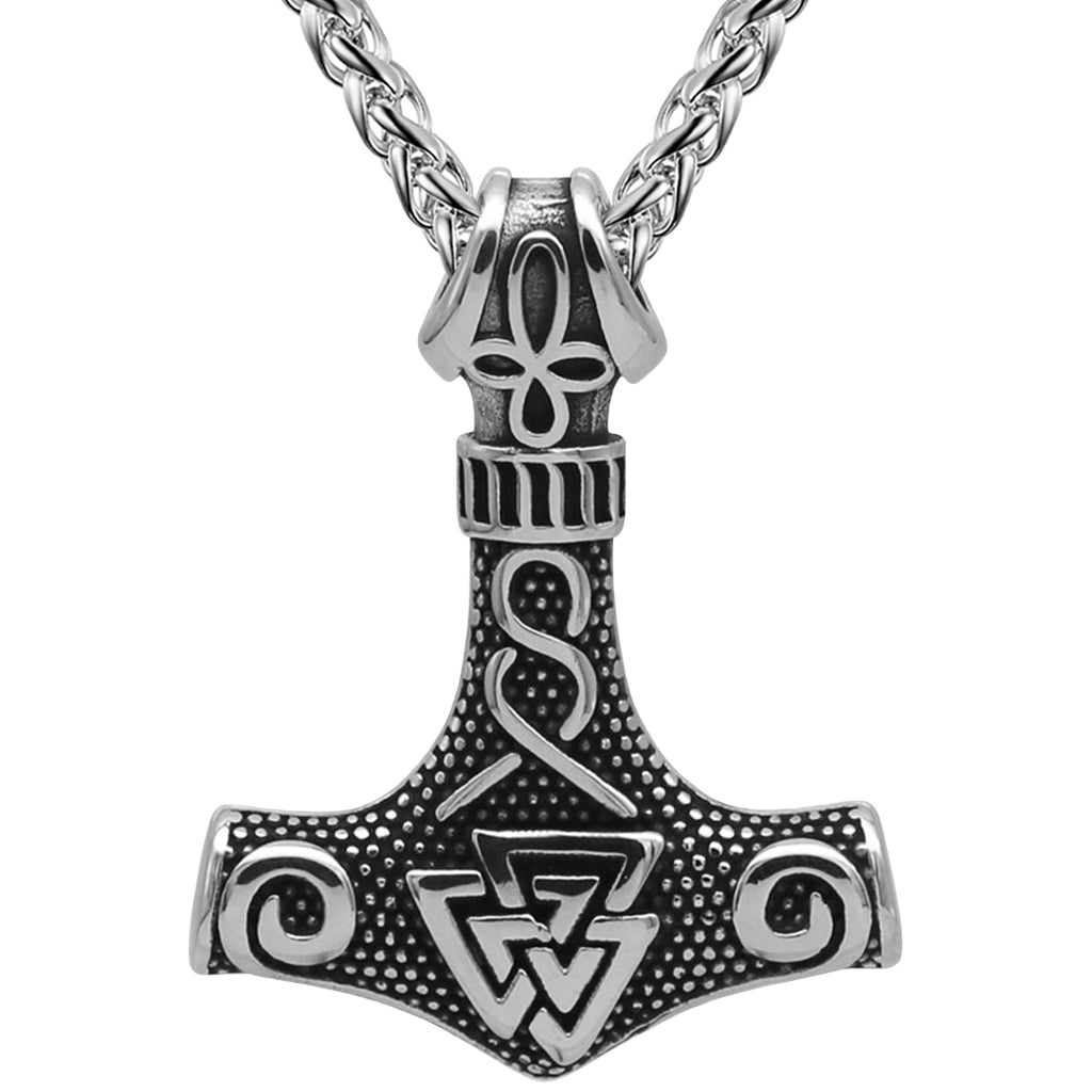 Mjölner hammare utsmyckad med valknut