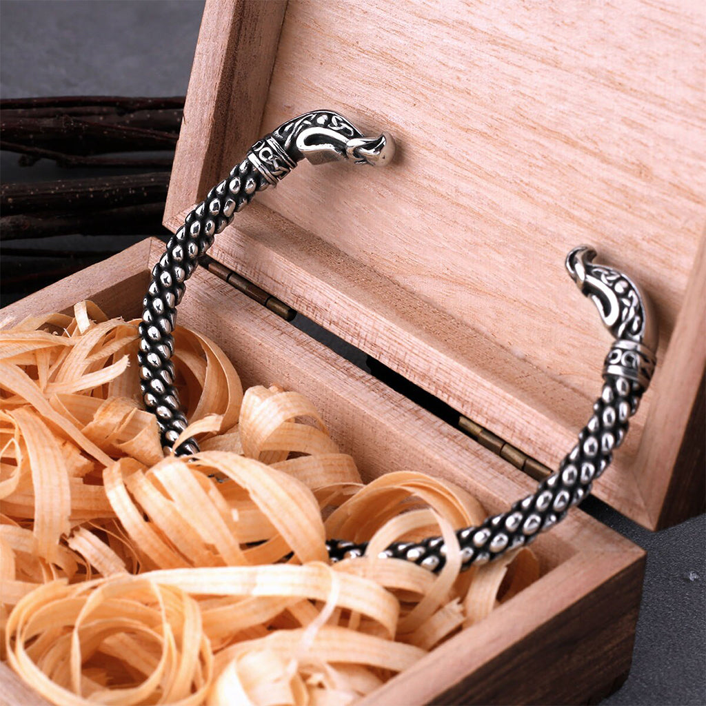 Vikings Ragnar Lodbroks silverfärgade armring
