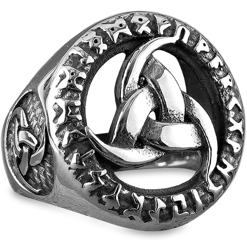 Ring med Odens horn på framstycket