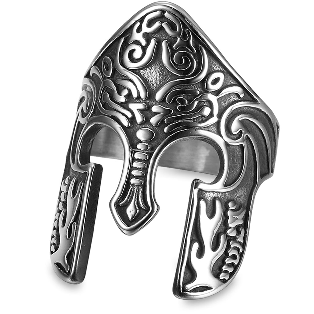 Ring formad som en vikingahjälm