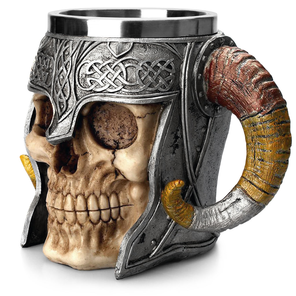 Viking mugg med böjda djurhorn som handtag