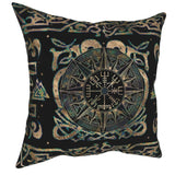 Svart kudde med motiv av viking kompass och keltiska knutar