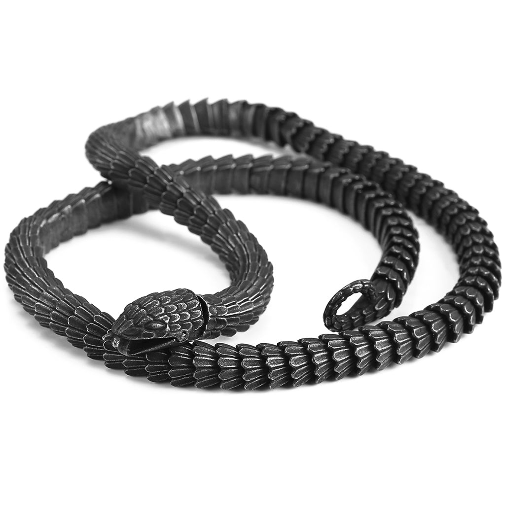 Svartfärgat orm halsband i stål