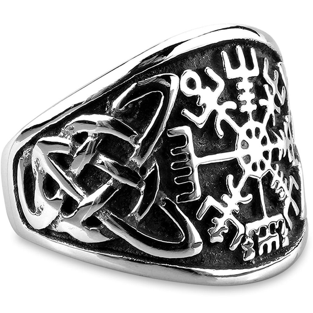 Stålfärgad ring med viking symbol på framsidan