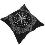 Mörk soffkudde i polyester med motiv av vikingasymboler